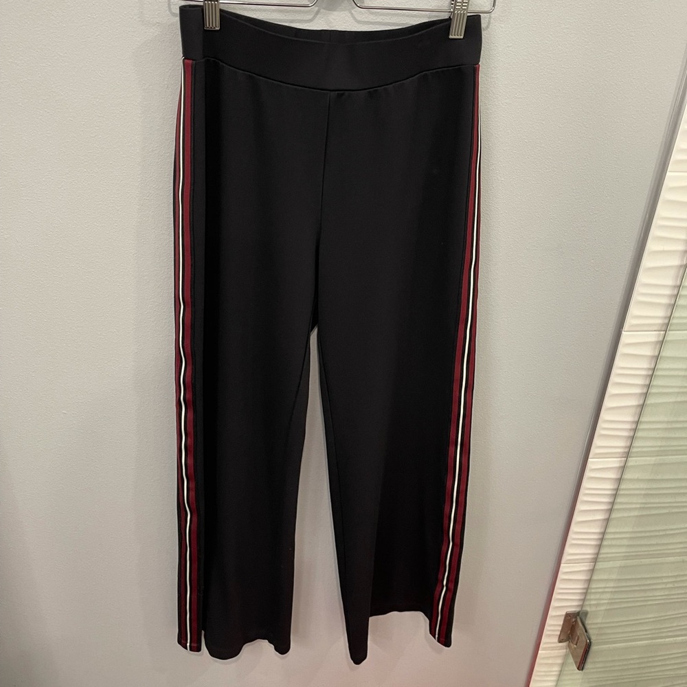 Express Wide leg bottoms.